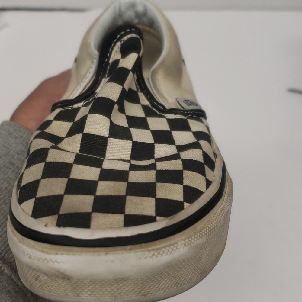 Sneakers - Picture 4 of 4